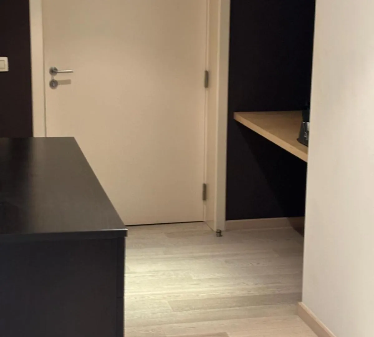 בריסל Luxurious Two Bedroom Apartment