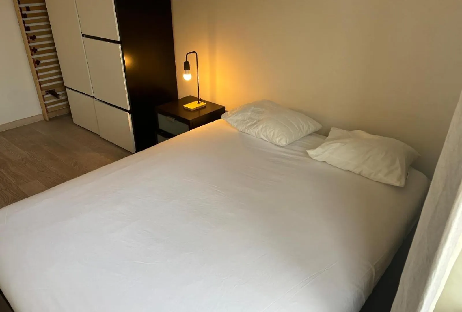 Luxurious Two Bedroom Apartment Bruxelas