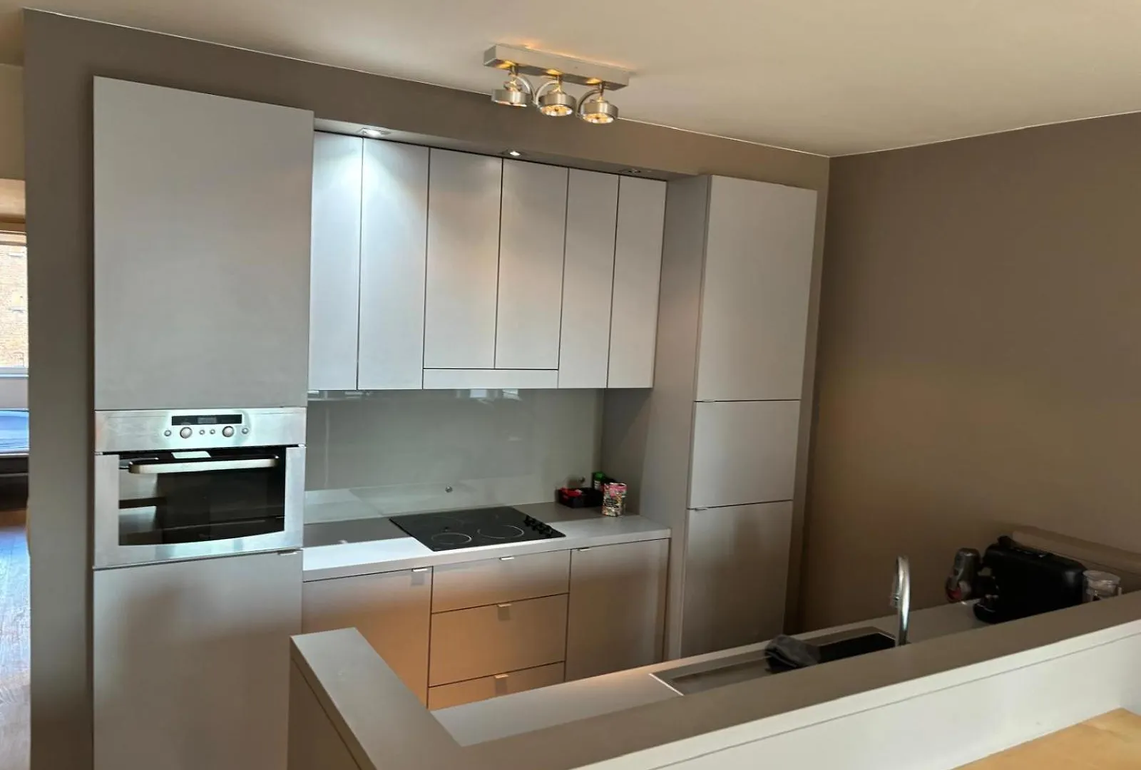 Luxurious Two Bedroom Apartment Bruxelas